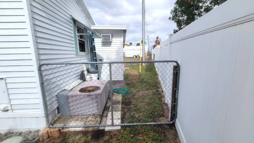 4320 Dundee Road a Winter Haven, FL Mobile or Manufactured Home for Sale